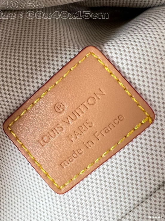 Cheap VUITTON LOUIS BACKPACK MULTIPOCKET-30*40*15.5CM 0716